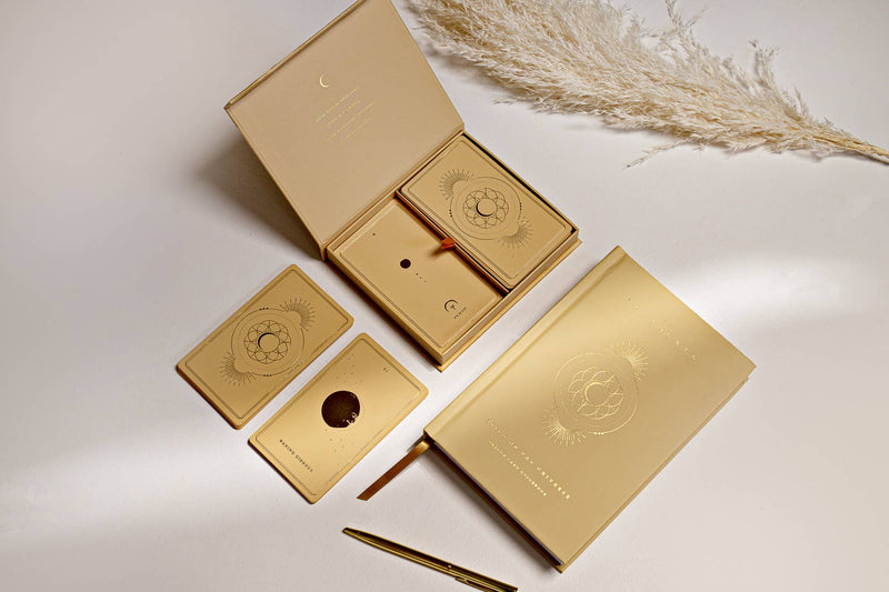Child Of The Universe Oracle Deck, Honey Gold Edition