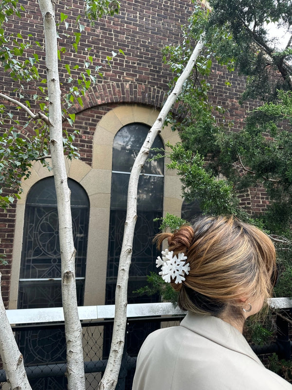 Snowflake Claw Hair Clip