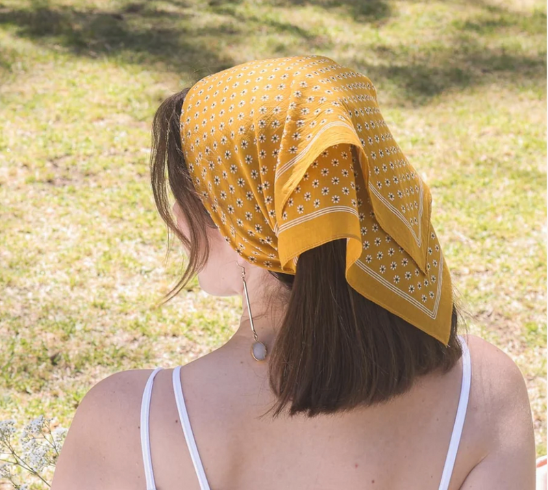 Daisy Flower Field Bandana