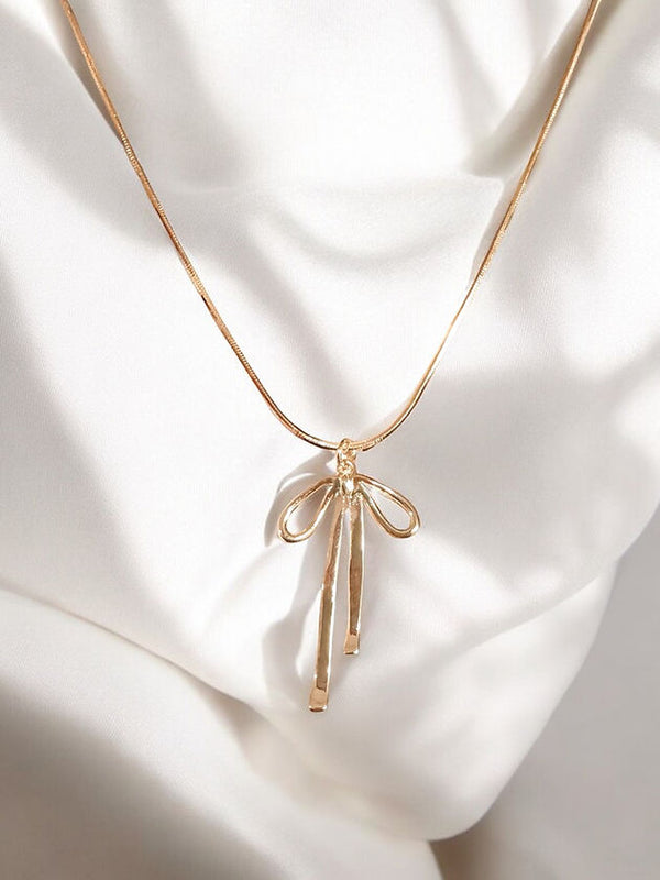 Demure Necklace