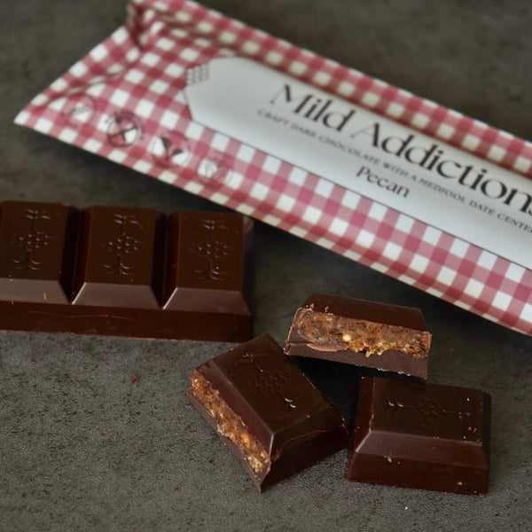 Natural Dark Chocolate Pecan Medjool Date Center (4.5oz)