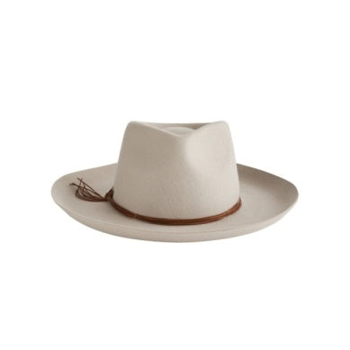 Cassandra Hat