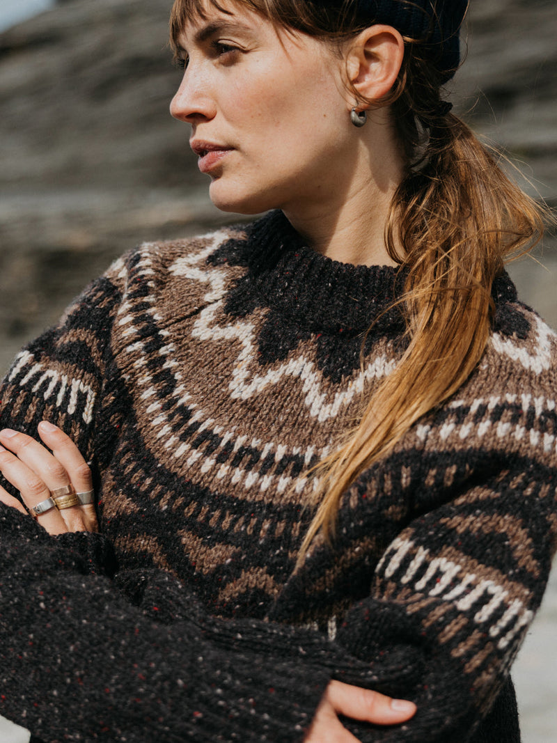 Porth faire-Isle Yoke Jumper - Burnt Umber/Caramel