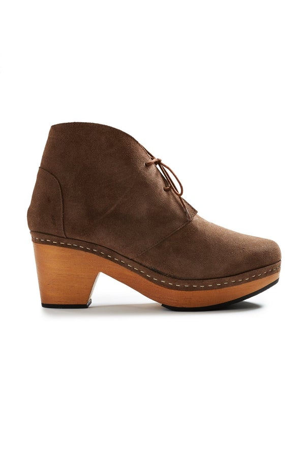 LISA B. SMOOTH TOE SUEDE BOOTIE CLOGS