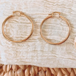 Becca Hoops